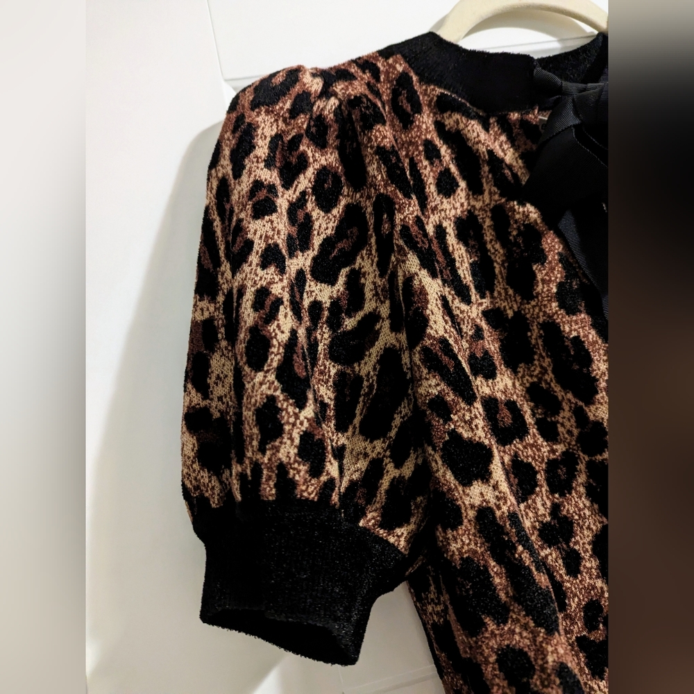 Alice and Olivia Kitty Leopard Puff-Sleeve Cardigan - Picture 4 of 12